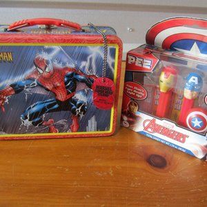 MARVEL COMICS MEMORABLIA, SPIDERMAN, IRONMAN, CAPTAIN AMERICA, READ ALL